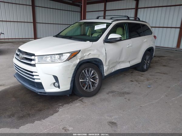 2019 TOYOTA HIGHLANDER — I2