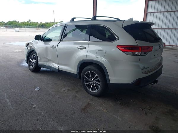 2019 TOYOTA HIGHLANDER XLE — I3