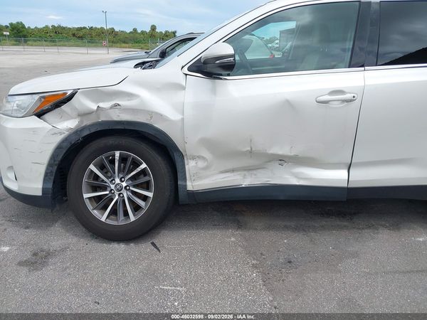2019 TOYOTA HIGHLANDER XLE — I152