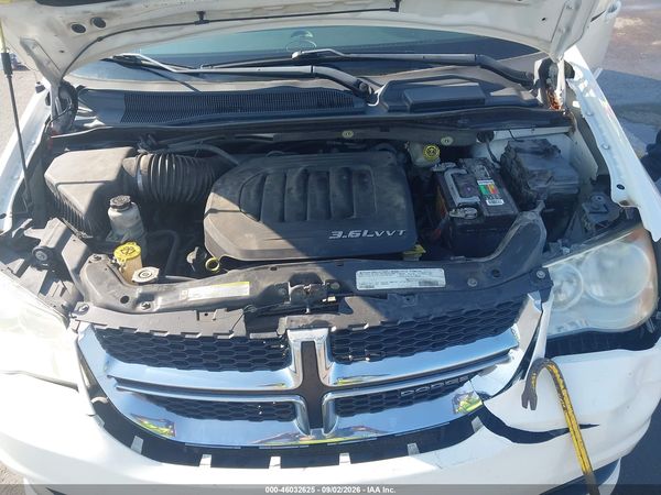 2012 DODGE GRAND CARAVAN SXT — I10