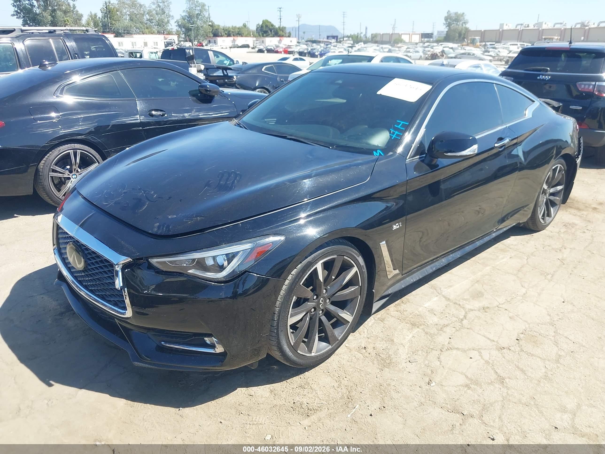2020 INFINITI Q60 LUXE — I2