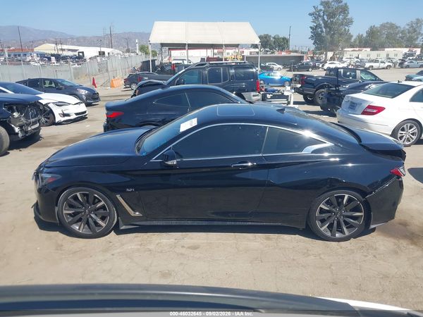 2020 INFINITI Q60 LUXE — I117
