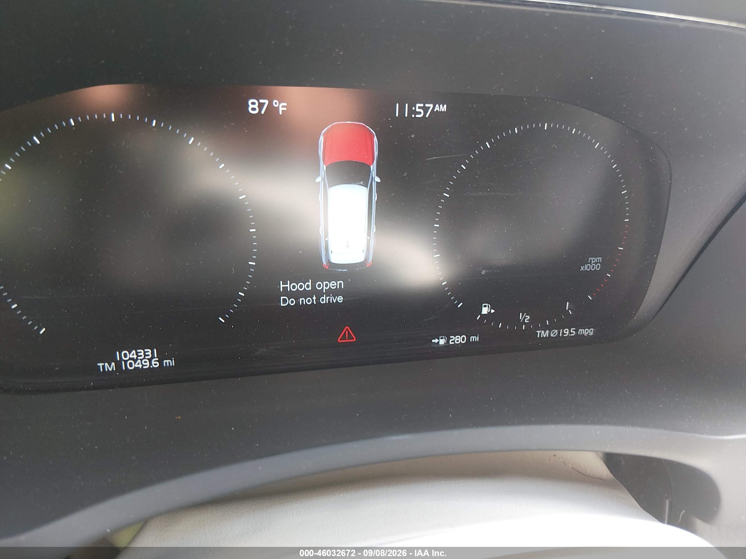 2020 VOLVO XC90 T5 MOMENTUM 7 PASSENGER — I7