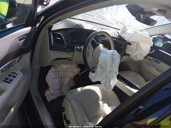 2020 VOLVO XC90 T5 MOMENTUM 7 PASSENGER — I5