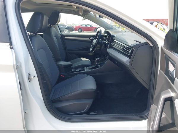 2025 VOLKSWAGEN JETTA 1.5T SE — I5