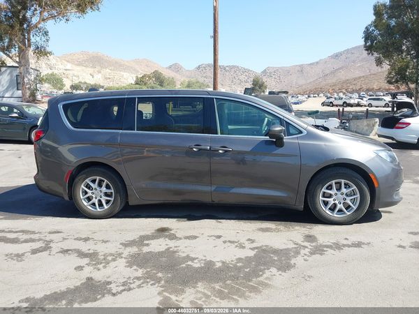 2019 CHRYSLER PACIFICA TOURING — I116