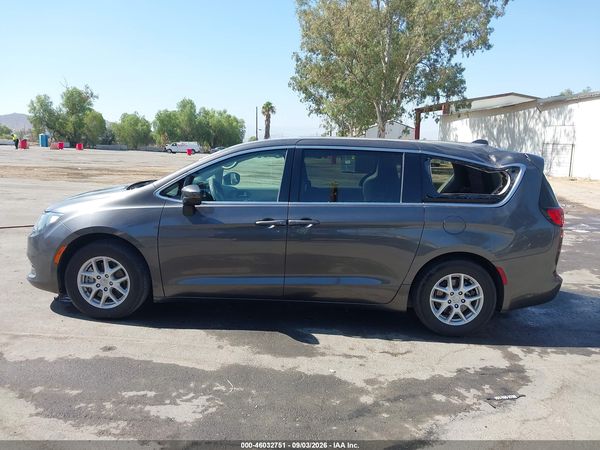 2019 CHRYSLER PACIFICA TOURING — I117