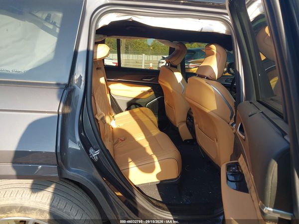 2022 JEEP GRAND CHEROKEE SUMMIT 4X4 — I8