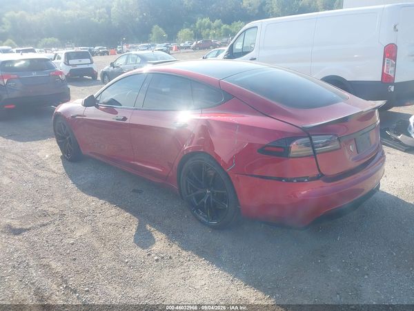 2023 TESLA MODEL S — I3