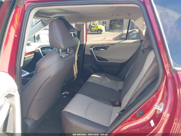 2019 TOYOTA RAV4 ADVENTURE — I8