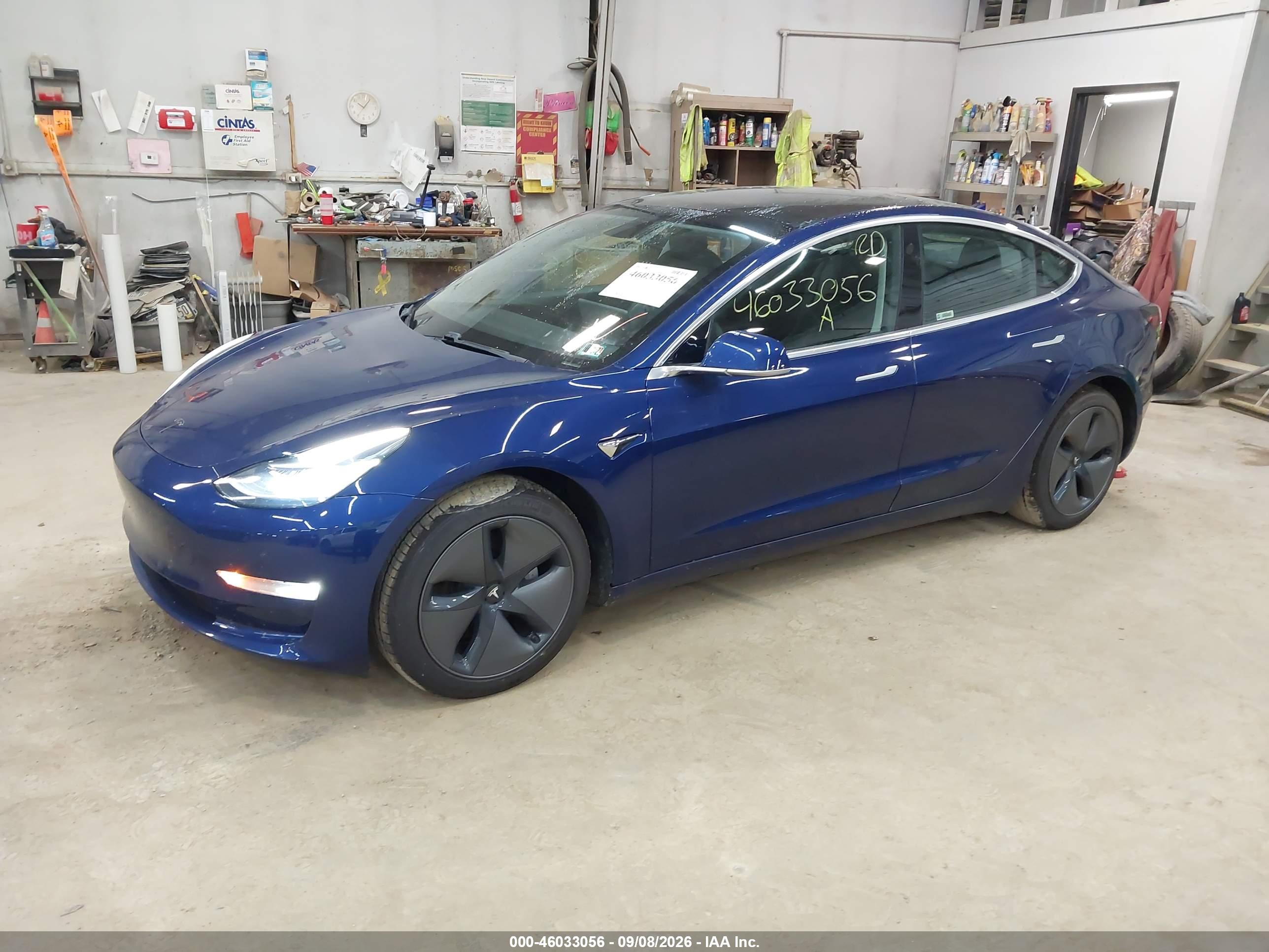 2020 TESLA MODEL 3 — I2