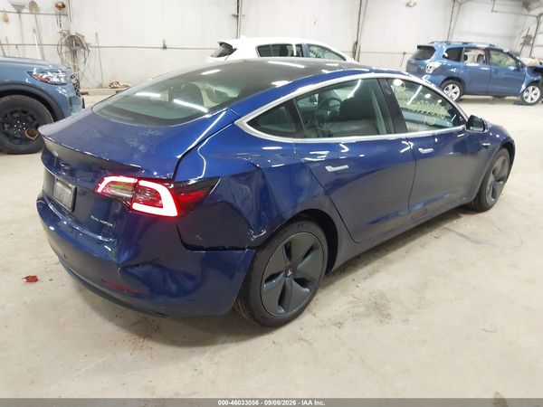 2020 TESLA MODEL 3 — I4