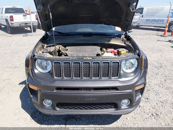 2019 JEEP RENEGADE LATITUDE 4X4 — I10