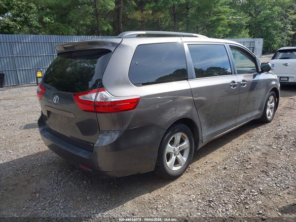 2017 TOYOTA SIENNA LE 8 PASSENGER — I4