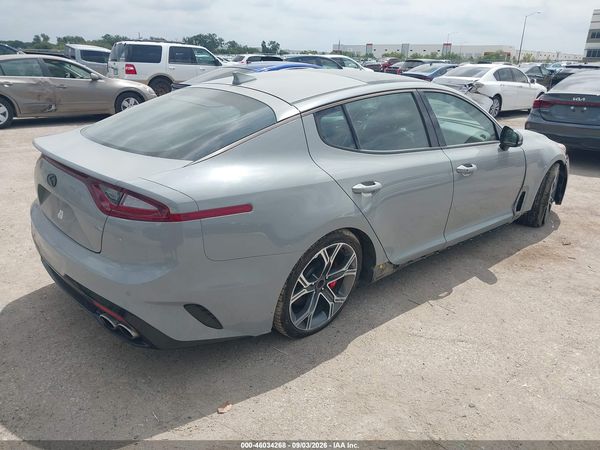 2018 KIA STINGER GT2 — I4