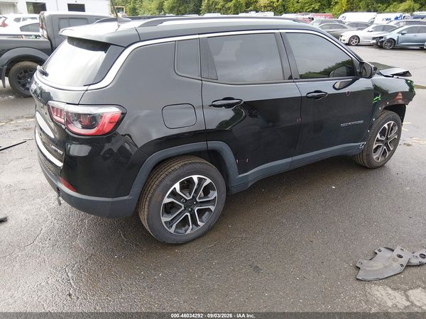 2022 JEEP COMPASS LIMITED 4X4 — I4