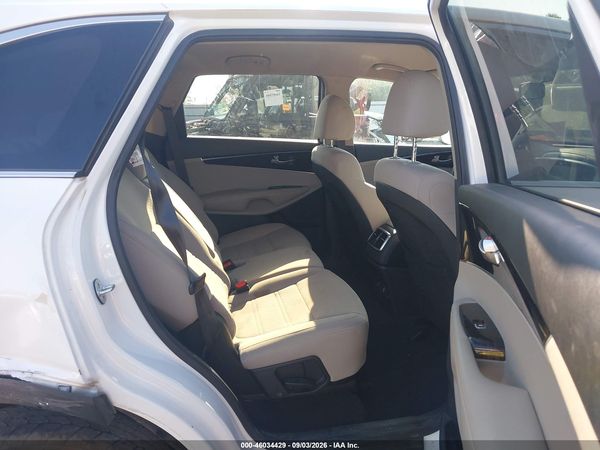 2019 KIA SORENTO 3.3L LX — I8