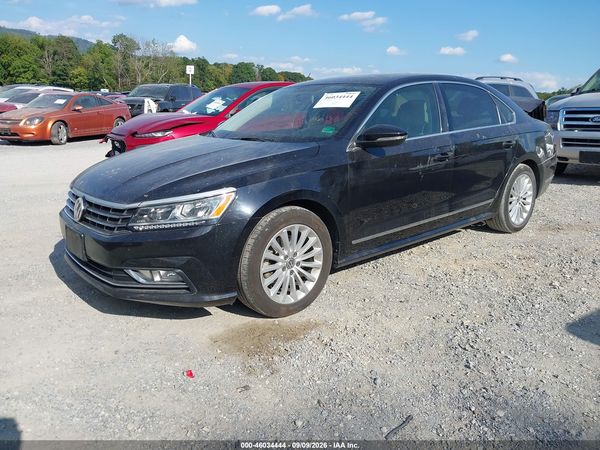 2017 VOLKSWAGEN PASSAT — I2
