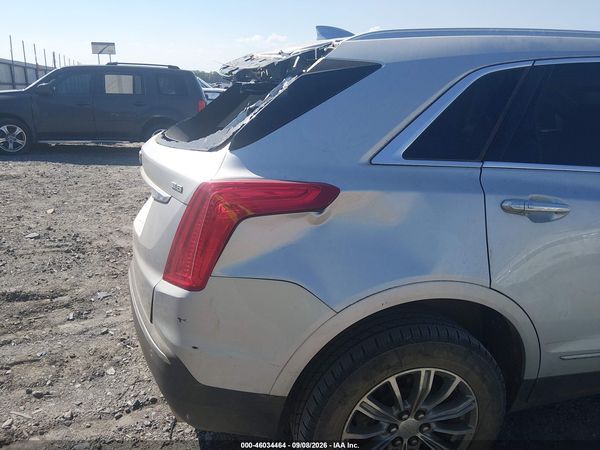 2017 CADILLAC XT5 LUXURY — I152