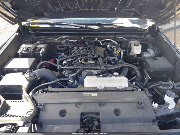 2025 TOYOTA TACOMA SR5 — I10
