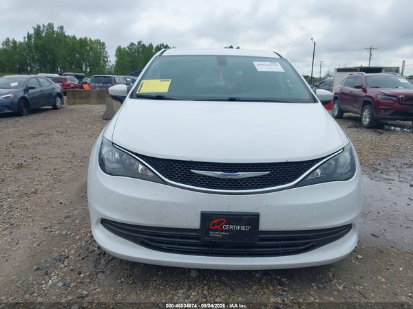 2017 CHRYSLER PACIFICA LX