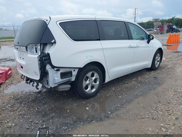 2017 CHRYSLER PACIFICA LX