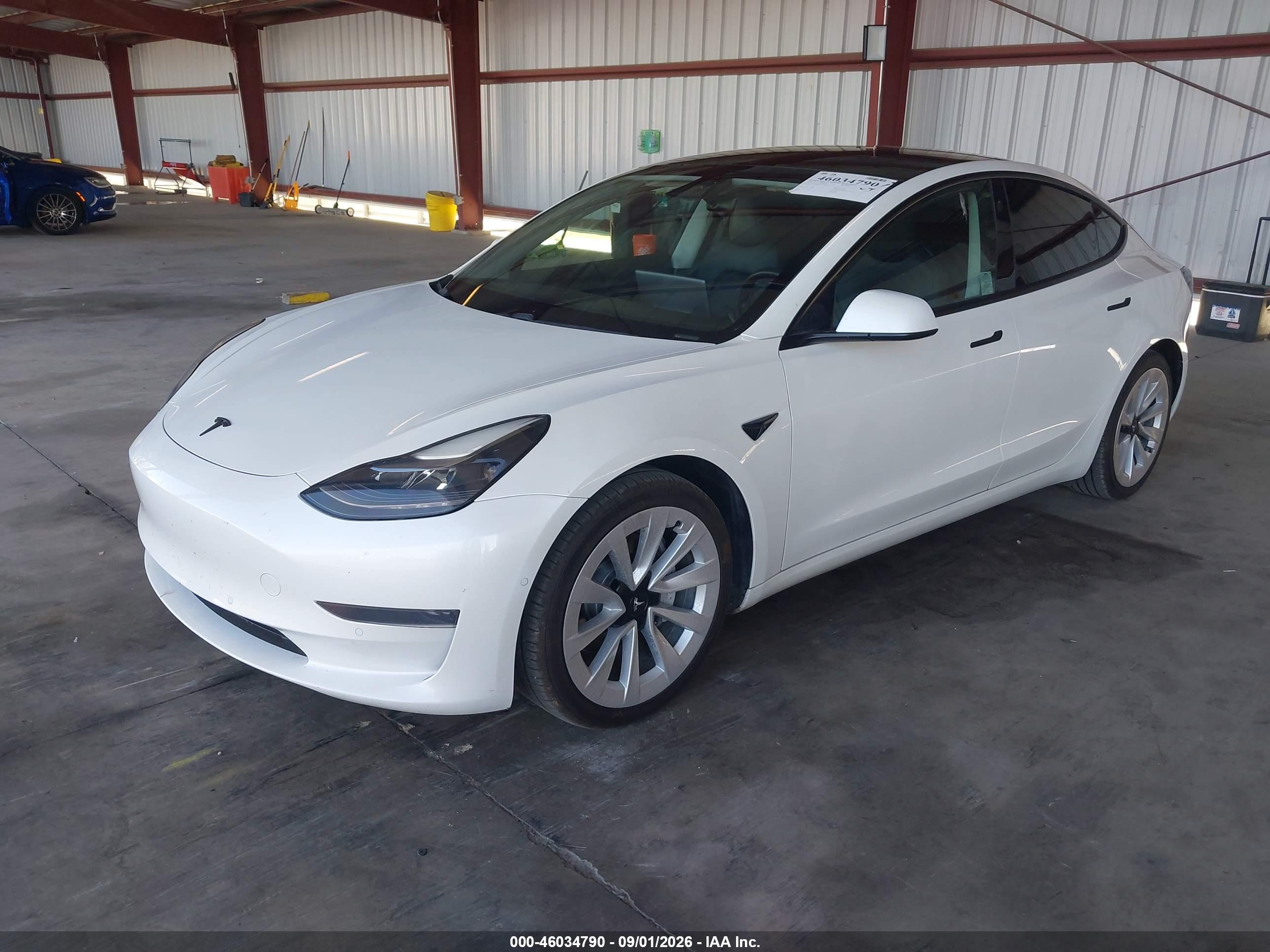 2021 TESLA MODEL 3 — I2