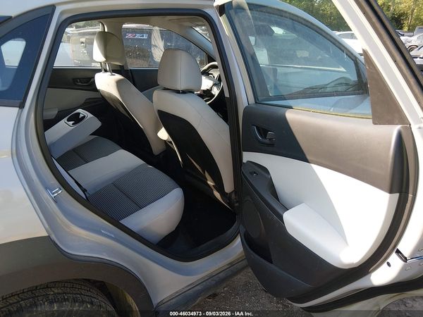 2022 HYUNDAI KONA SE — I8