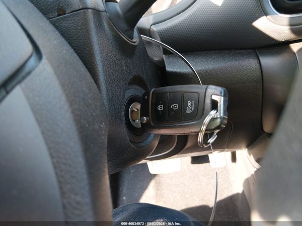 2022 HYUNDAI KONA SE — I11