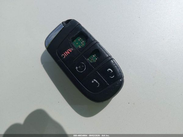 2016 JEEP RENEGADE LATITUDE — I11