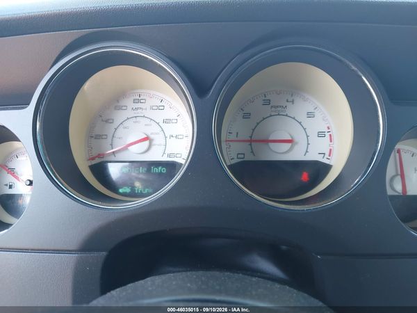 2013 DODGE CHALLENGER R/T — I7