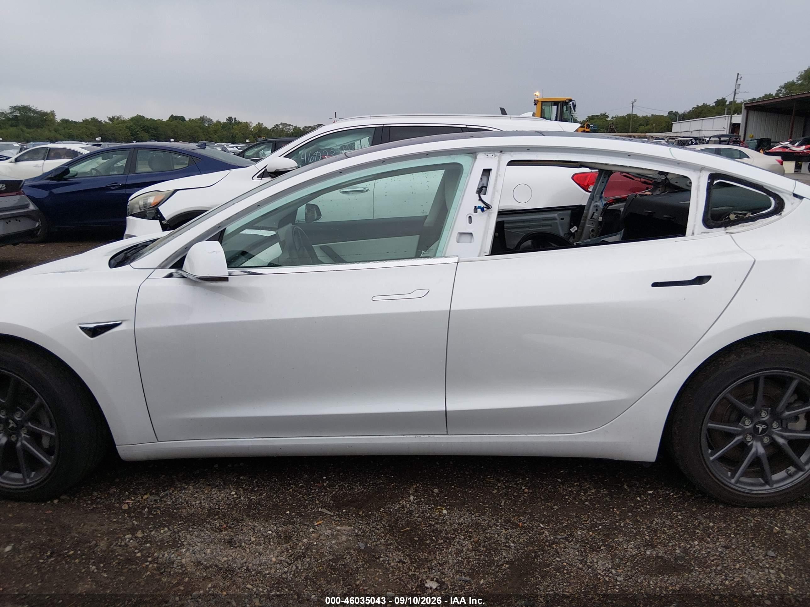 2018 TESLA MODEL 3 LONG RANGE/PERFORMANCE