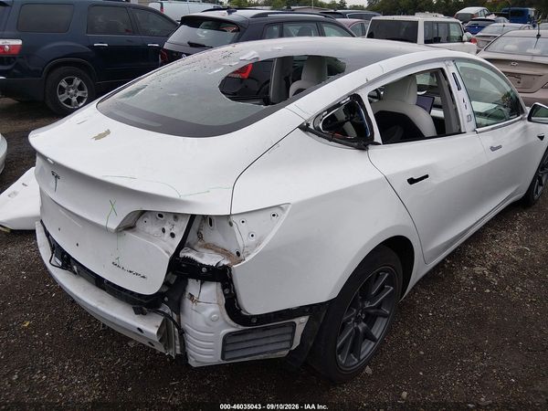 2018 TESLA MODEL 3 LONG RANGE/PERFORMANCE