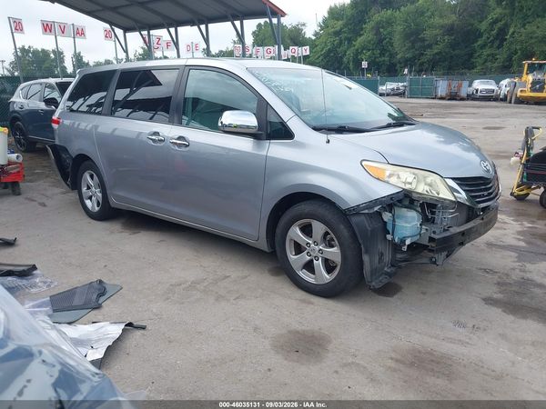 2012 TOYOTA SIENNA BASE V6 7 PASSENGER — I1