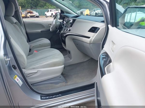 2012 TOYOTA SIENNA BASE V6 7 PASSENGER — I5