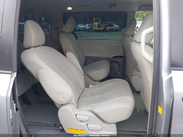 2012 TOYOTA SIENNA BASE V6 7 PASSENGER — I8