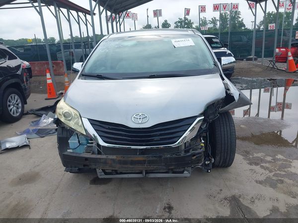 2012 TOYOTA SIENNA BASE V6 7 PASSENGER — I115