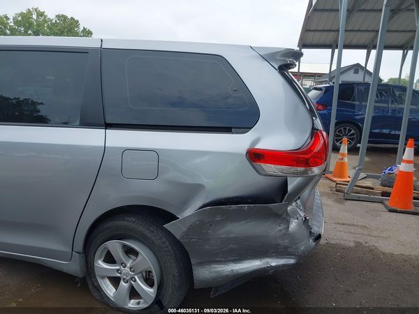 2012 TOYOTA SIENNA BASE V6 7 PASSENGER — I156
