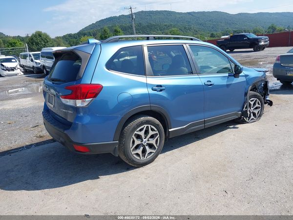 2019 SUBARU FORESTER PREMIUM — I4
