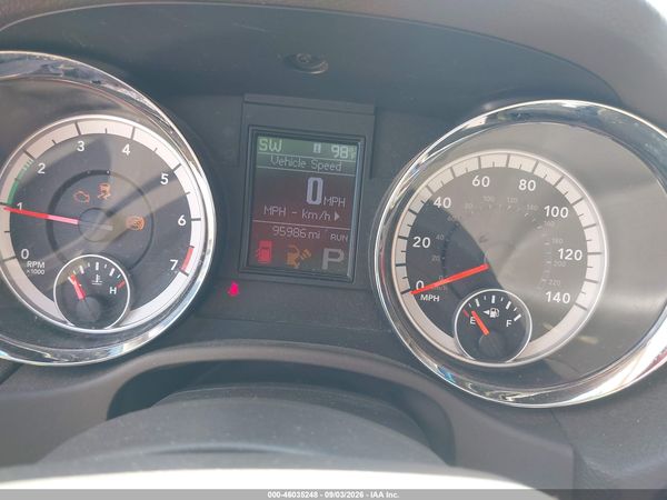 2012 DODGE DURANGO SXT — I7