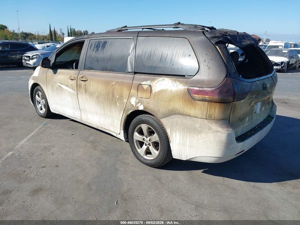 2012 TOYOTA SIENNA LE V6 8 PASSENGER