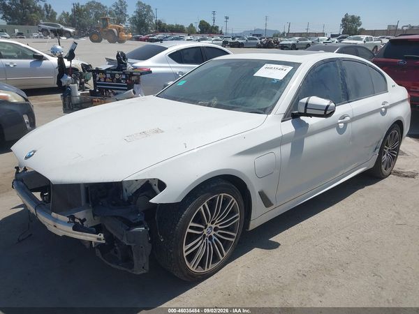 2019 BMW 530E — I2
