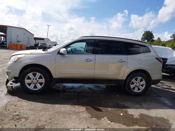2013 CHEVROLET TRAVERSE 2LT — I117