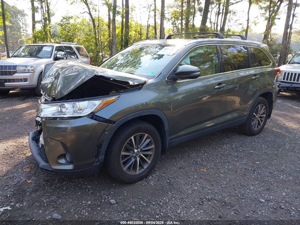 2019 TOYOTA HIGHLANDER — I2