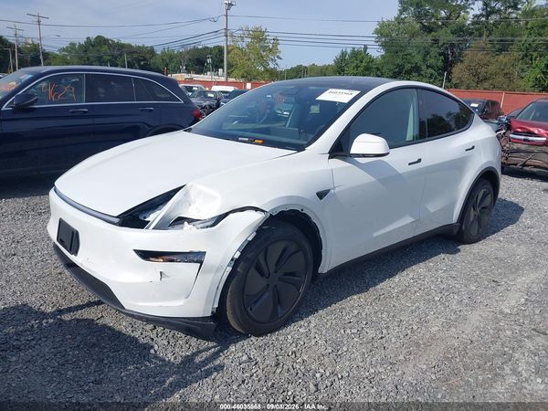 2026 TESLA MODEL Y — I2
