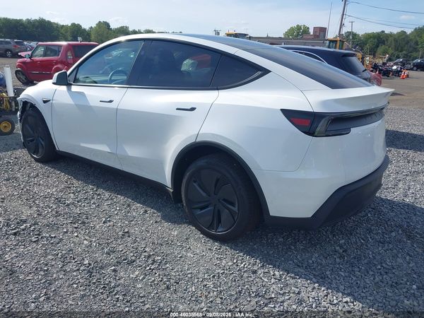 2026 TESLA MODEL Y — I3