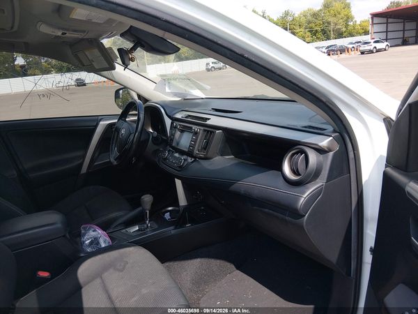 2018 TOYOTA RAV4 XLE — I5