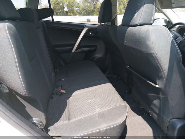 2018 TOYOTA RAV4 XLE — I8