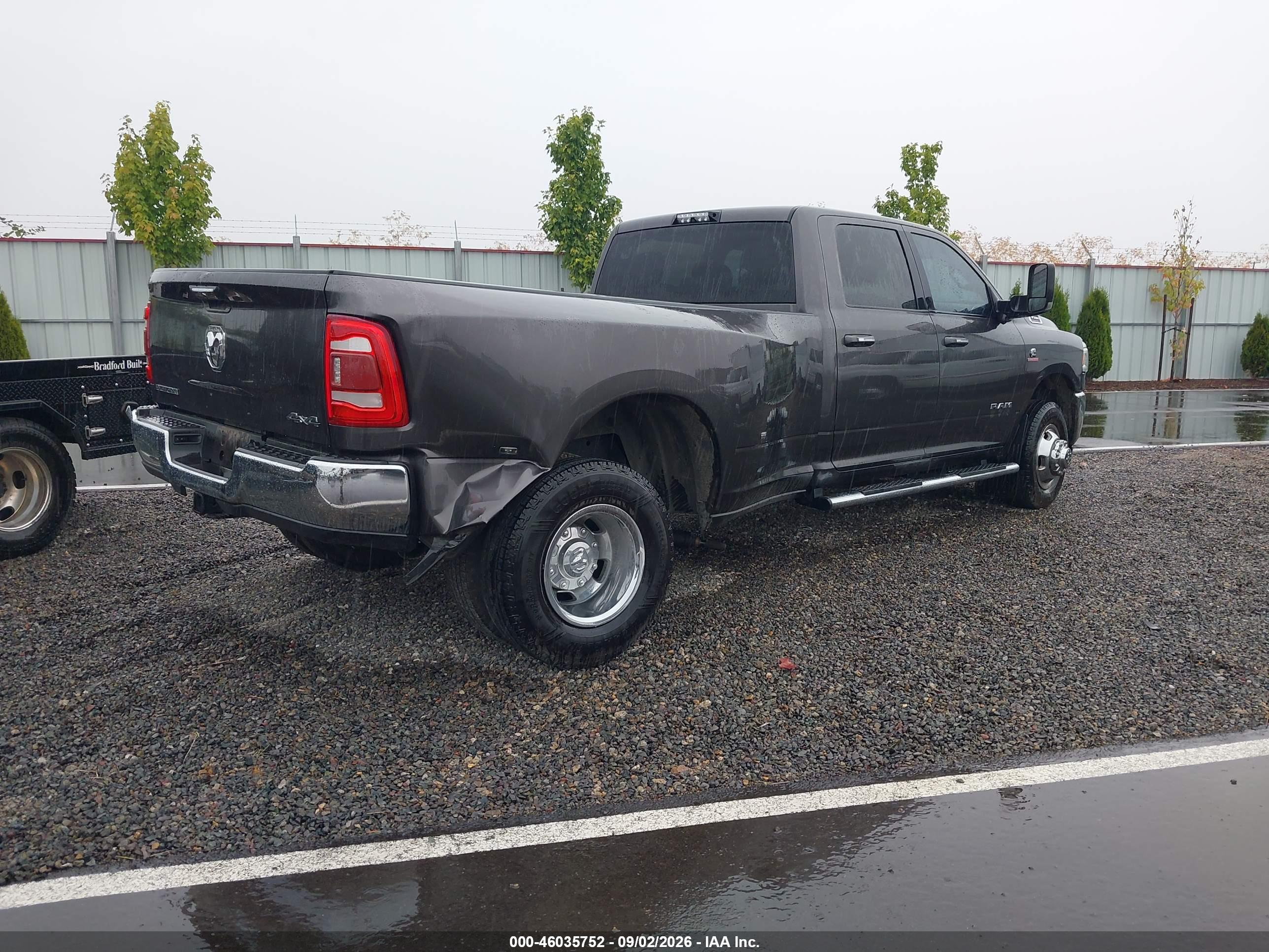2019 RAM 3500 BIG HORN  4X4 8' BOX