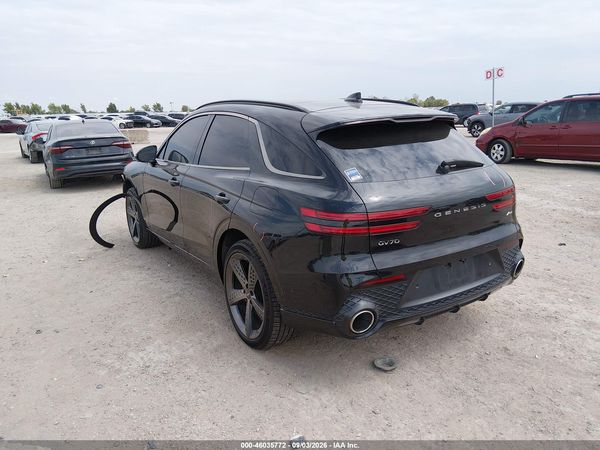 2022 GENESIS GV70 2.5T AWD — I3